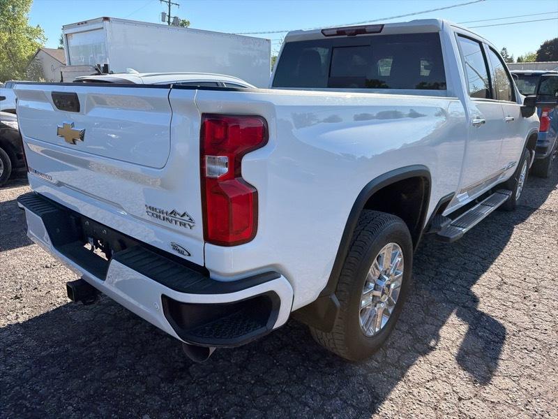 Chevrolet Silverado 2500HD High Country Crew Cab Short Box 4WD 2024