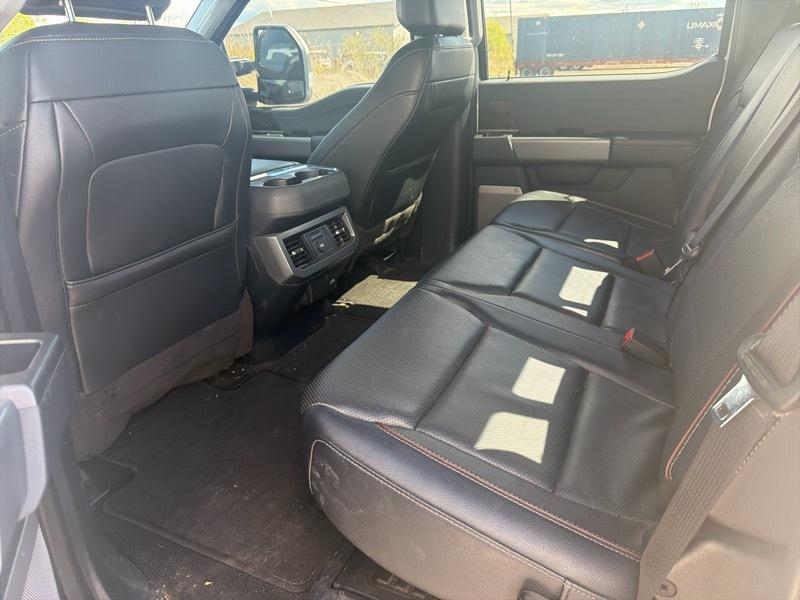 Ford F-250 SD Lariat Crew Cab 4WD 2023