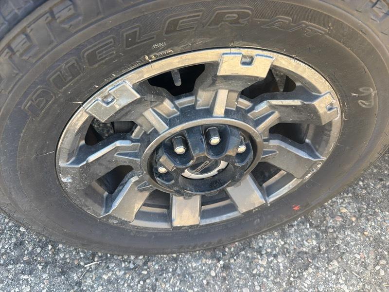 Ford F-250 SD Lariat Crew Cab 4WD 2023