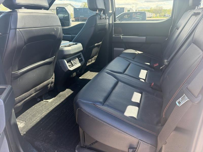 Ford F-250 SD Lariat Crew Cab 4WD 2023