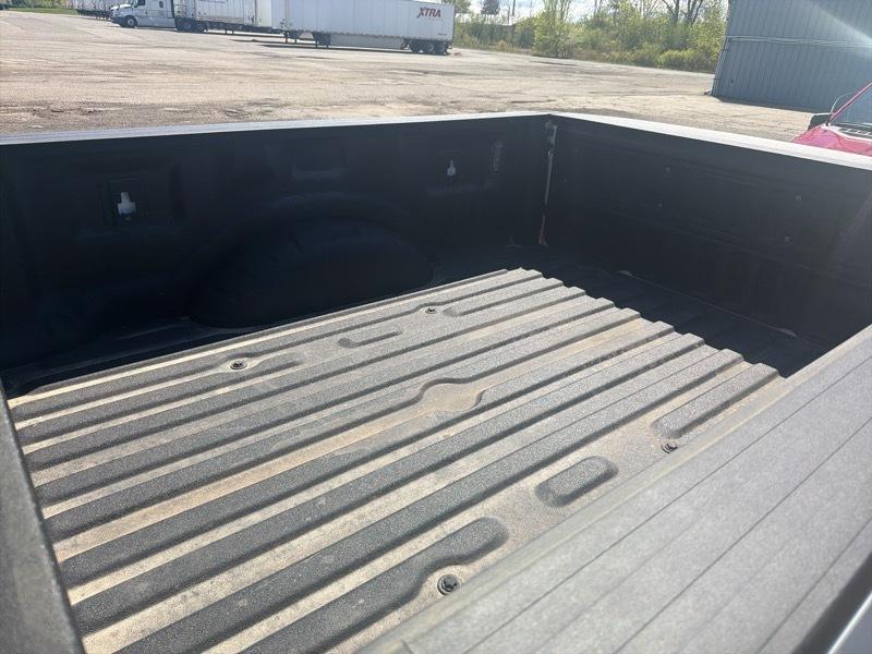 Ford F-250 SD Lariat Crew Cab 4WD 2023
