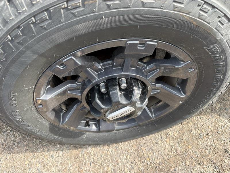 Ford F-250 SD XLT Crew Cab 4WD 2024