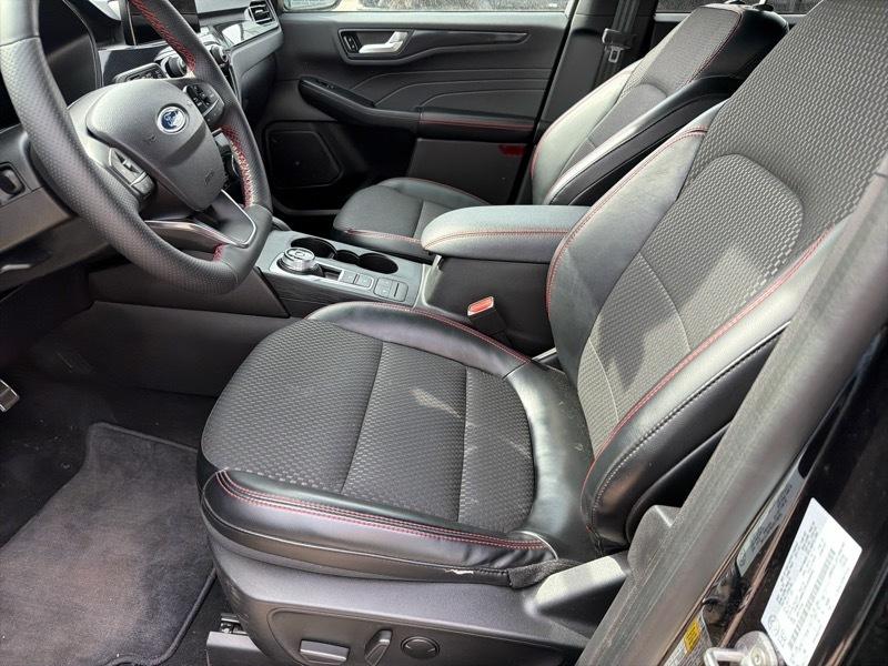 Ford Escape  2023