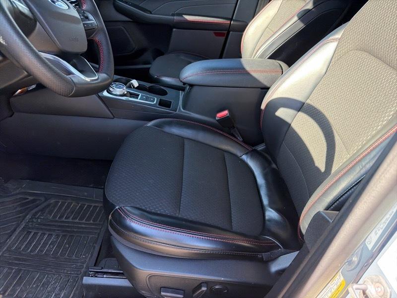 Ford Escape  2024