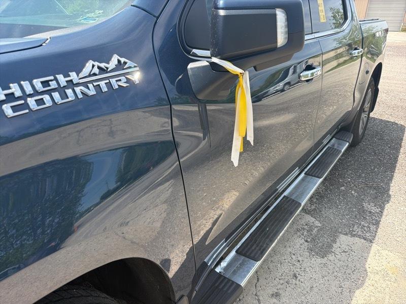 Chevrolet Silverado 1500 High Country Crew Cab Long Box 4WD 2020