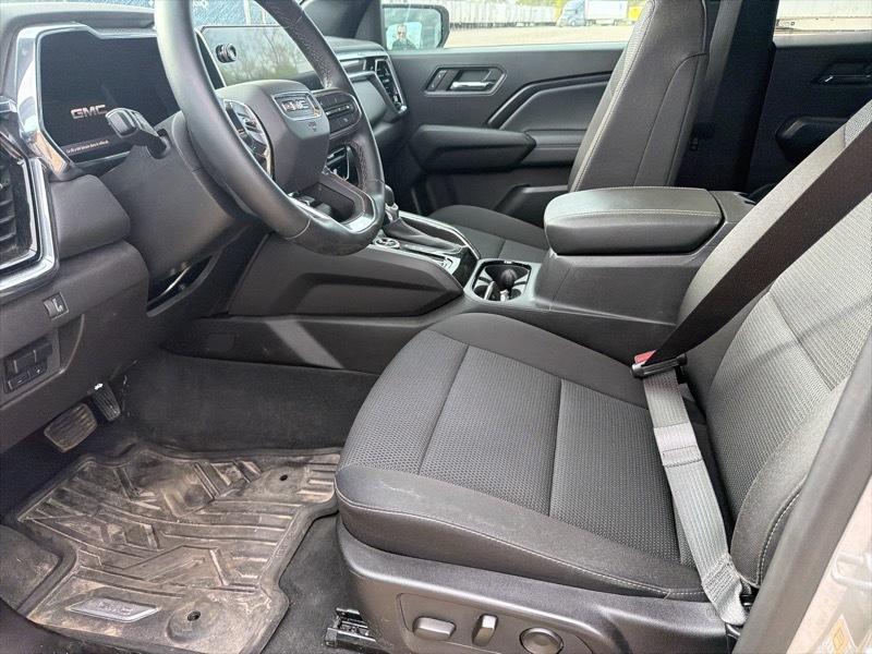 GMC Canyon Elevation Crew Cab 4WD 2024