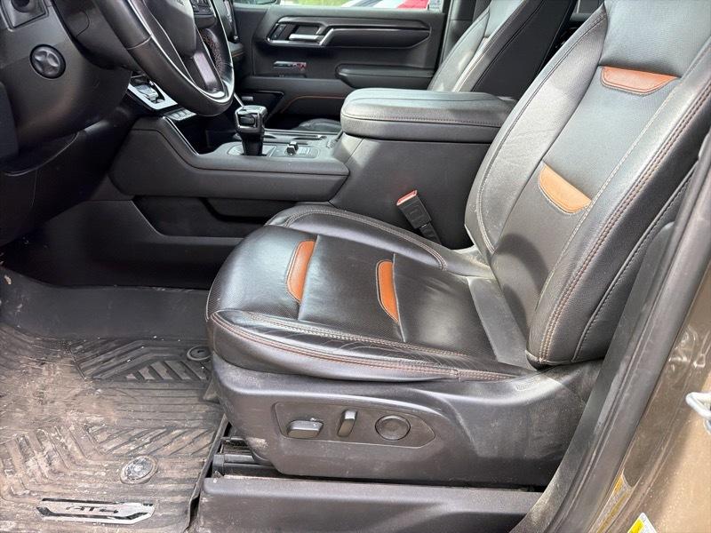 GMC Sierra 1500 AT4 Crew Cab 4WD 2024