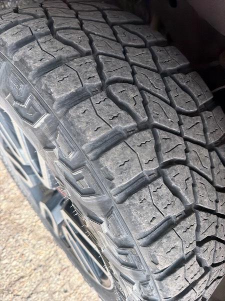 GMC Sierra 1500 AT4 Crew Cab 4WD 2023