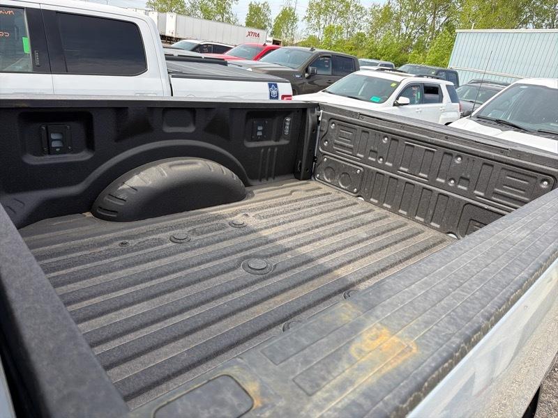 Ford F-250 SD Lariat Crew Cab 4WD 2025