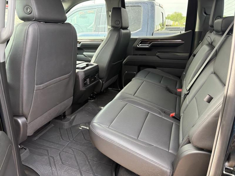 Chevrolet Silverado 1500 RST Crew Cab 4WD 2024