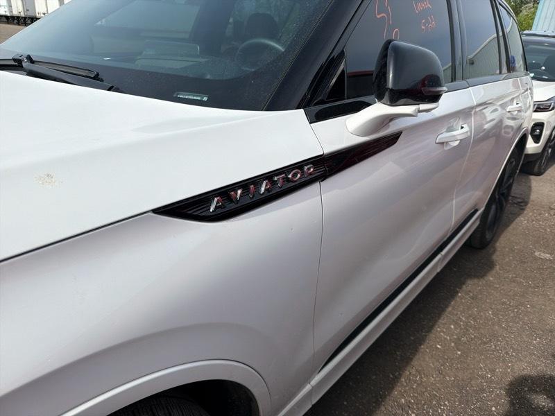 Lincoln Aviator Reserve AWD 2025