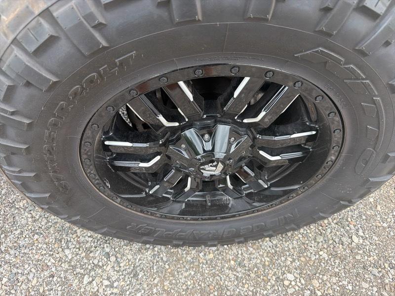 Ford F-250 SD Platinum Crew Cab 4WD 2023