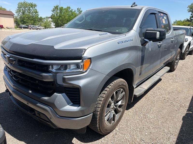 Chevrolet Silverado 1500 RST Crew Cab 4WD 2024