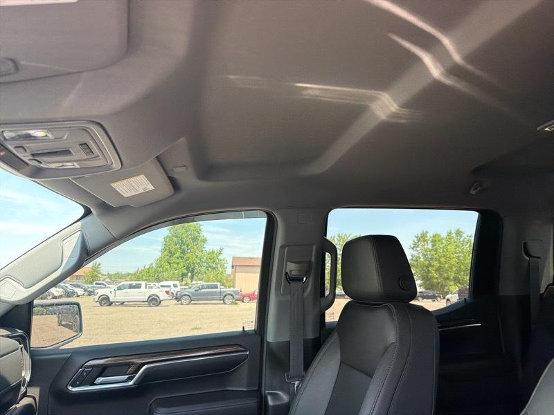 Chevrolet Silverado 1500 RST Crew Cab 4WD 2024