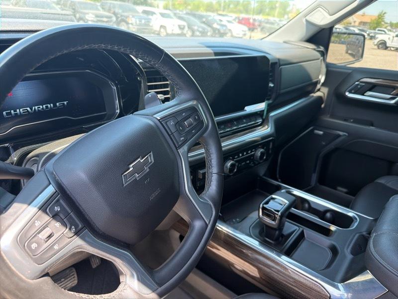 Chevrolet Silverado 1500 RST Crew Cab 4WD 2024