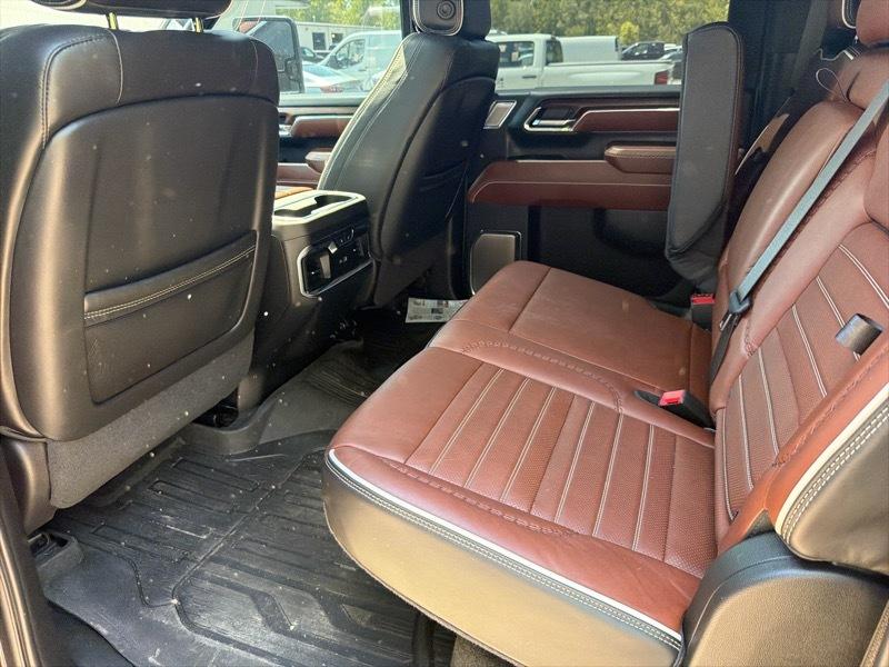 GMC Sierra 2500HD Denali Ultimate Crew Cab 4WD 2024