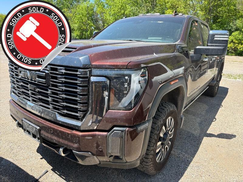 GMC Sierra 2500HD Denali Ultimate Crew Cab 4WD 2024