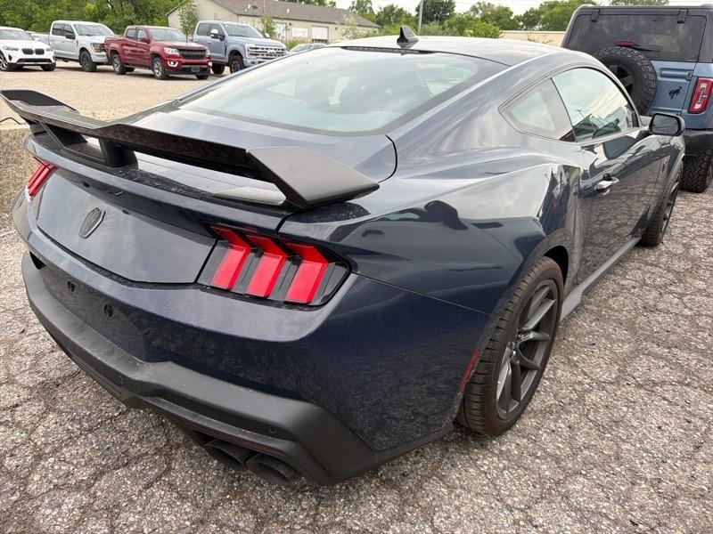 Ford Mustang  2024