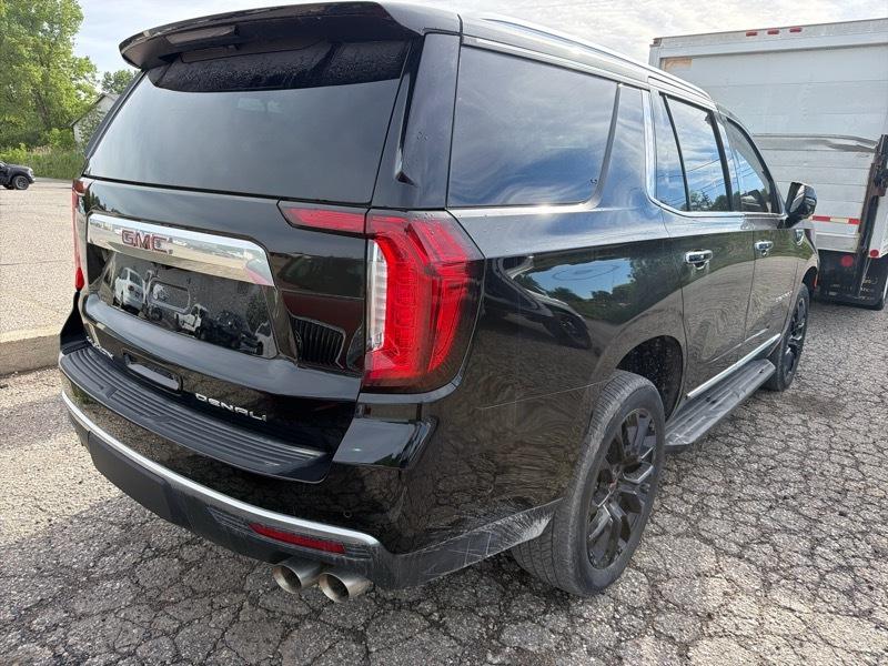 GMC Yukon Denali 4WD 2024