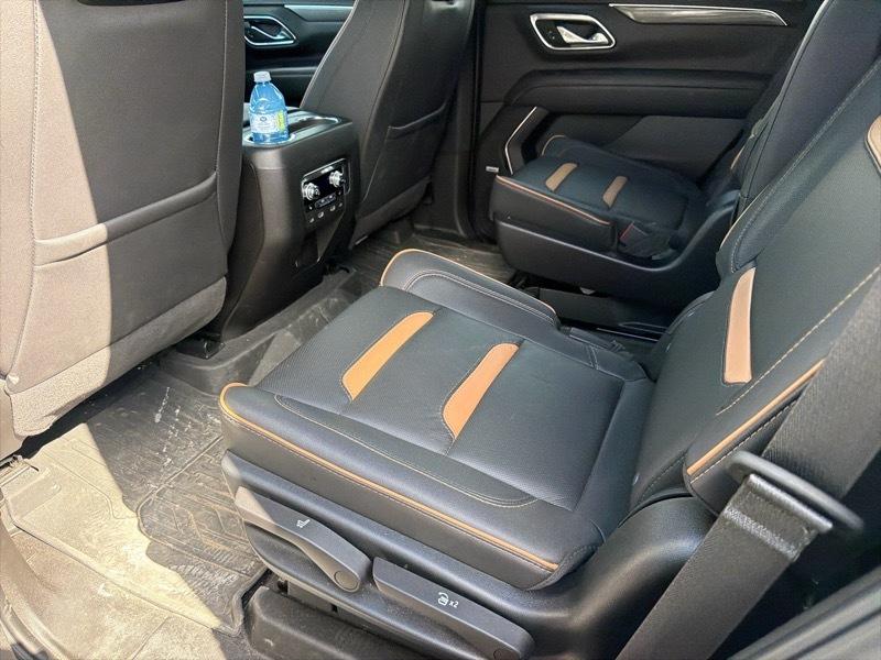 GMC Yukon AT4 4WD 2023