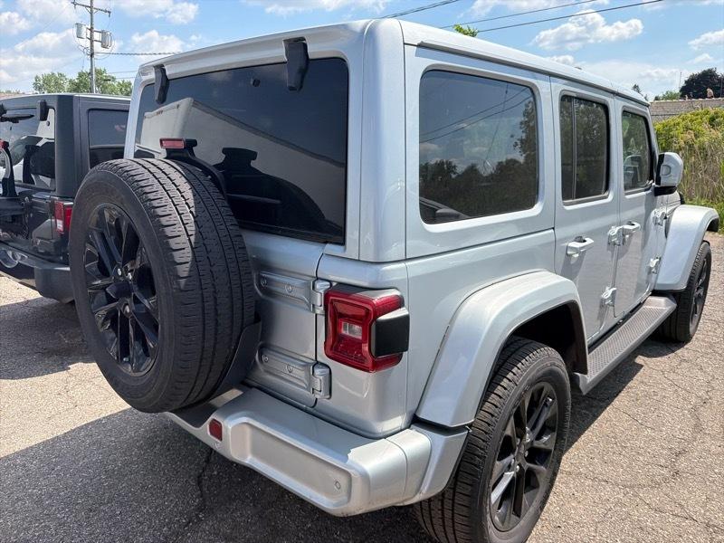 Jeep Wrangler Unlimited Sahara High Altitude 2023