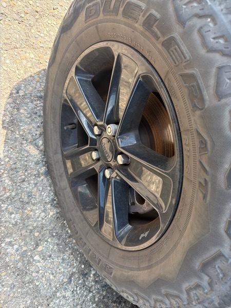 Jeep Wrangler Unlimited Sahara Altitude 2023