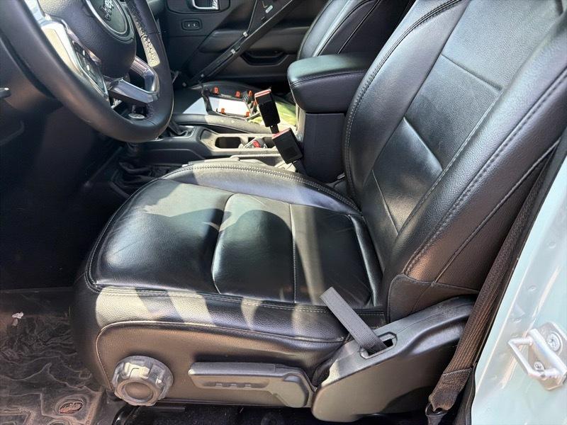 Jeep Wrangler Unlimited Sahara Altitude 2023