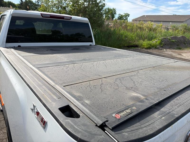 GMC Sierra 2500HD Pro Crew Cab 4WD SB 2025