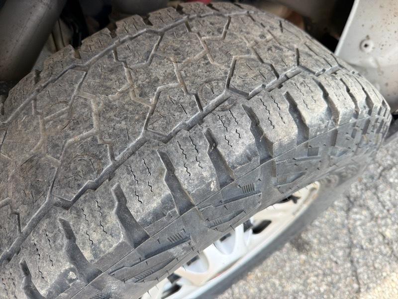 GMC Sierra 2500HD Pro Crew Cab 4WD SB 2025