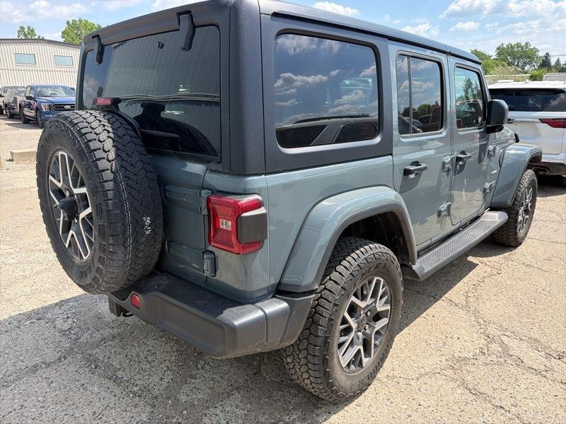 Jeep Wrangler Sahara 2024