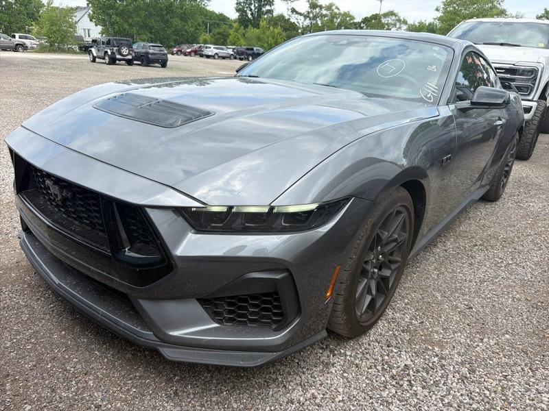 Ford Mustang  2024