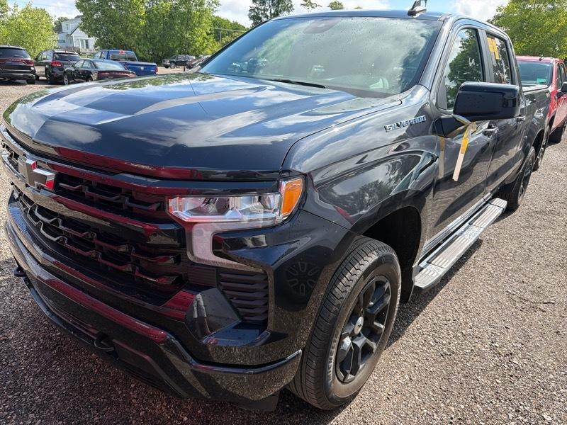 2023 Chevrolet Silverado 1500 RST Crew Cab 4WD