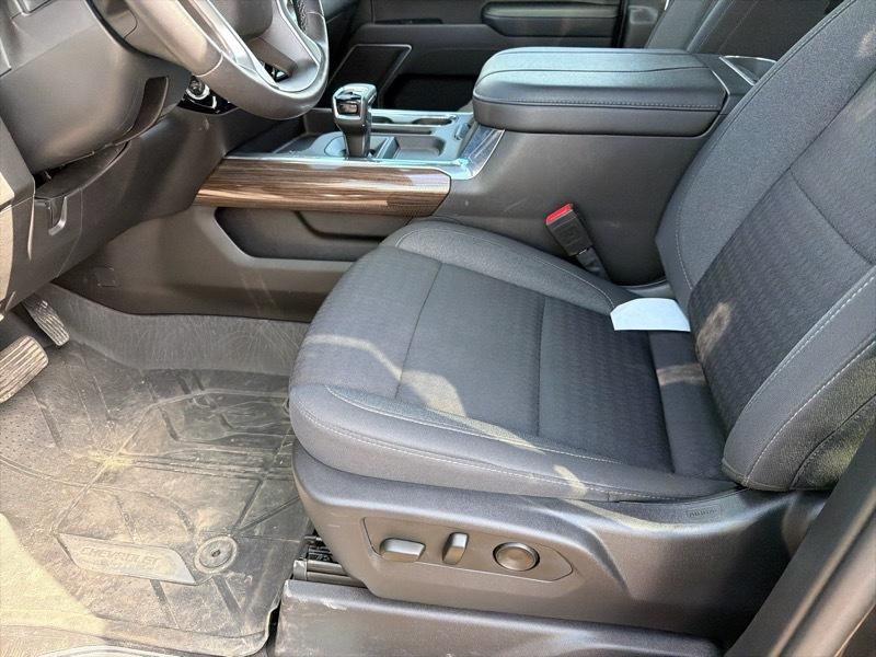 Chevrolet Silverado 1500 RST Crew Cab 4WD 2023