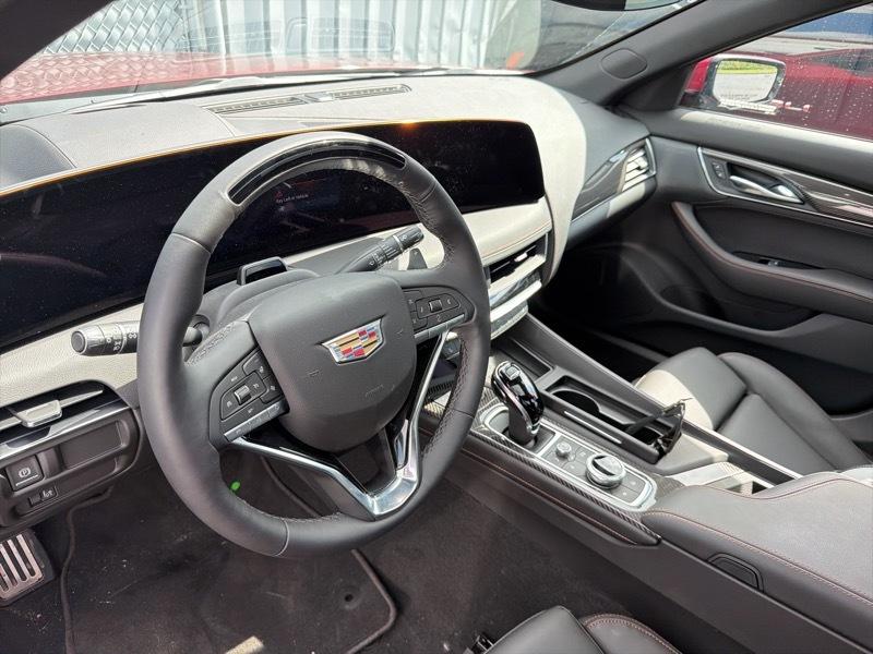 Cadillac CT5 Sport 2026