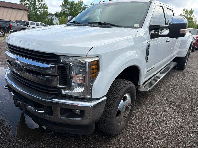 Ford F-350 SD XLT Crew Cab Long Bed DRW 4WD 2019