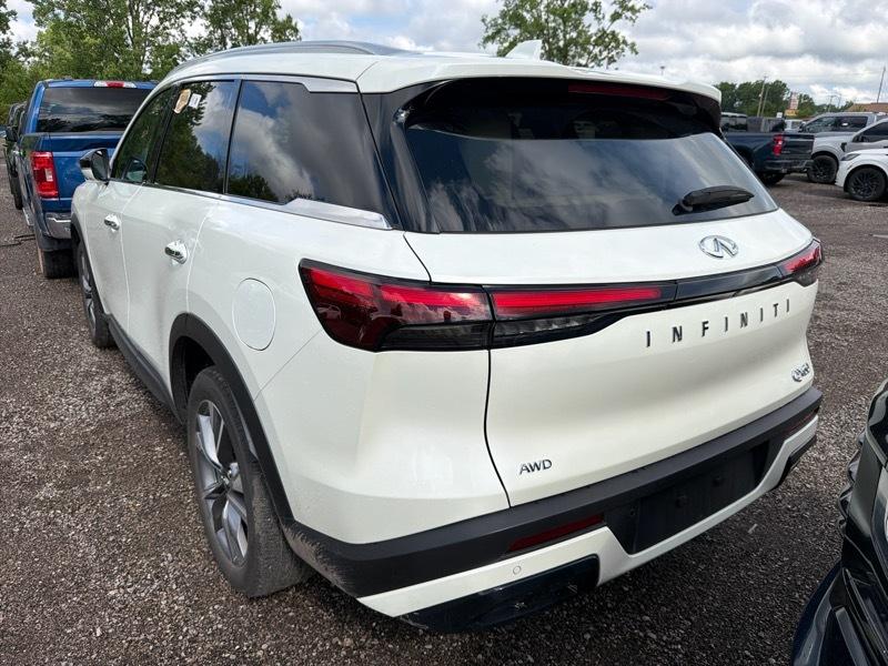 Infiniti QX60 LUXE AWD 2024