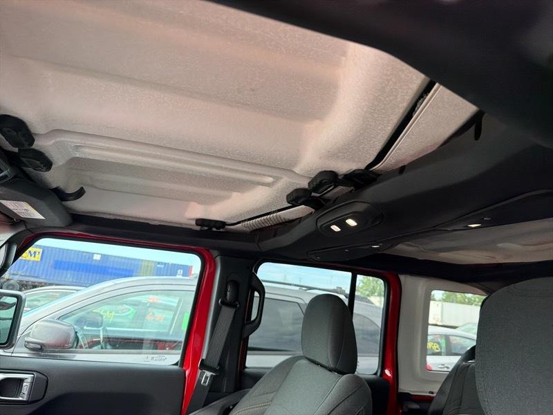 Jeep Wrangler Sahara 2024