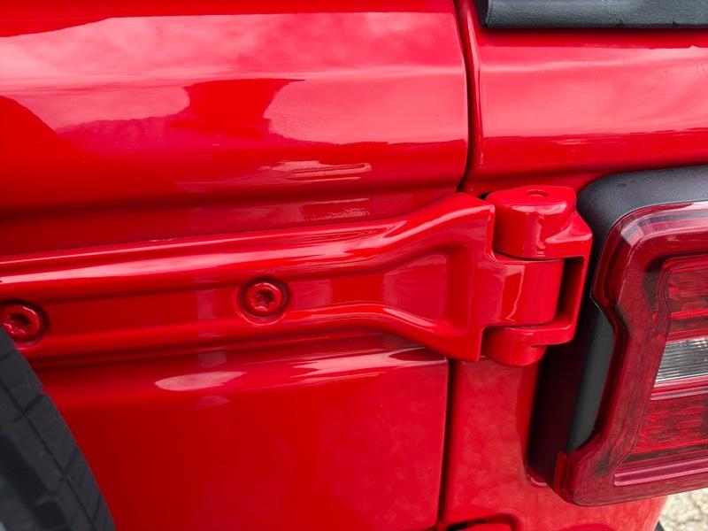 Jeep Wrangler Sahara 2024