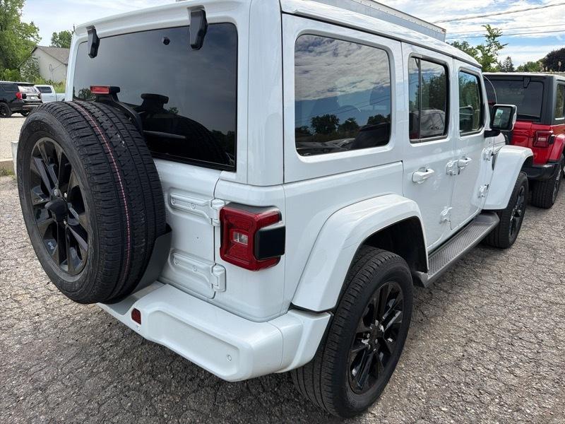 Jeep Wrangler Unlimited Sahara High Altitude 2023