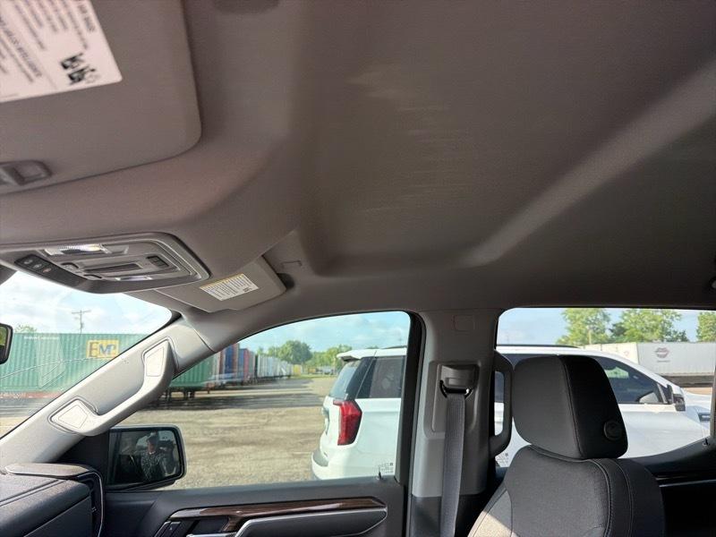 Chevrolet Silverado 1500 RST Crew Cab 4WD 2025