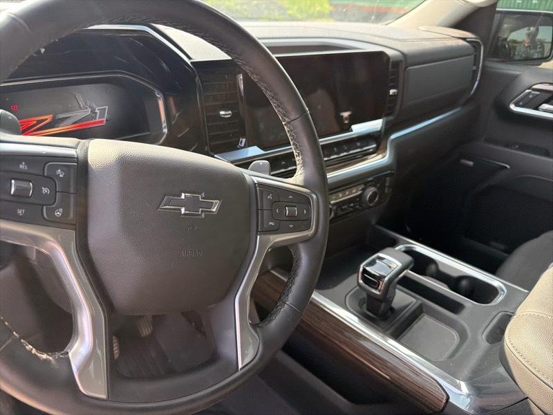 Chevrolet Silverado 1500 RST Crew Cab 4WD 2025