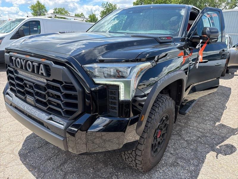 Toyota Tundra TRD PRO CrewMax 4WD Hybrid 2026
