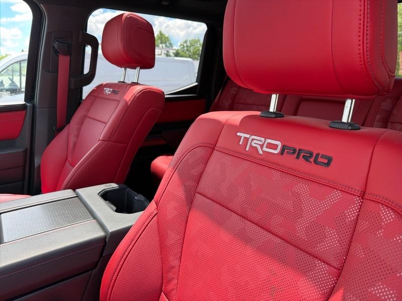 Toyota Tundra TRD PRO CrewMax 4WD Hybrid 2026