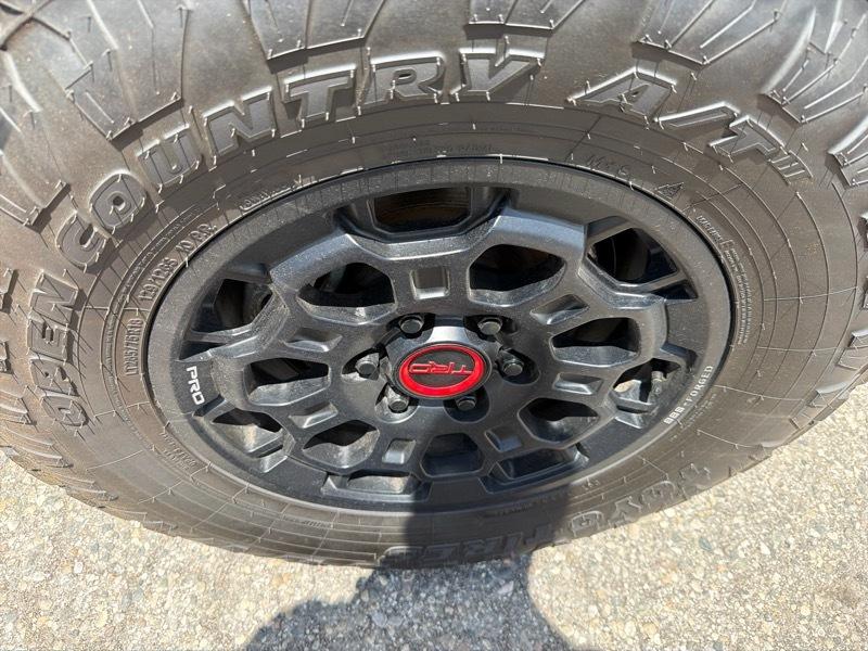 Toyota Tundra TRD PRO CrewMax 4WD Hybrid 2026