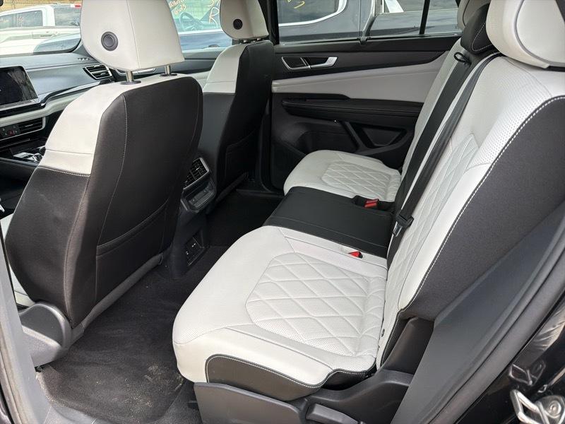 Volkswagen Atlas Cross Sport SEL Premium R-Line 4MOTION 2025