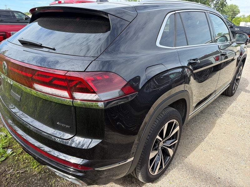 Volkswagen Atlas Cross Sport SEL Premium R-Line 4MOTION 2025