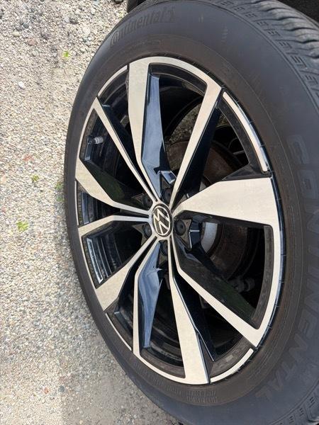 Volkswagen Atlas Cross Sport SEL Premium R-Line 4MOTION 2025