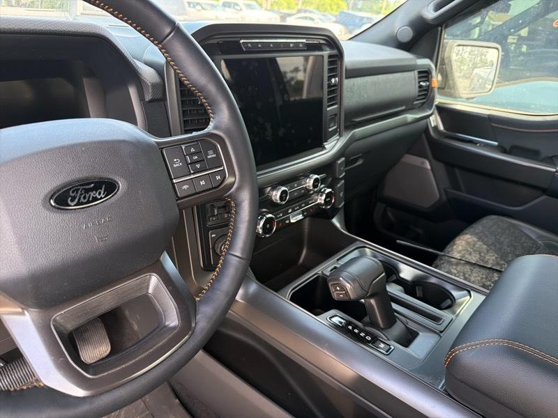 Ford F-150  2024