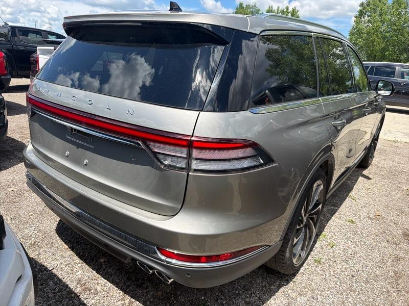 Lincoln Aviator Reserve AWD 2023