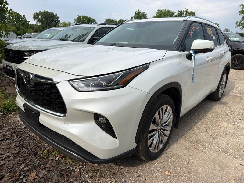 Toyota Highlander Hybrid Platinum AWD 2025